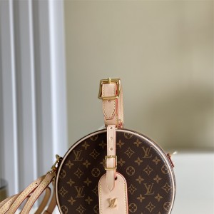 루이비통 Louis Vuitton M43514 쁘띠뜨 부아뜨 샤포