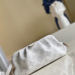 루이비통 Louis Vuitton M80410 스칼라 미니 파우치