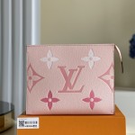 루이비통 Louis Vuitton M80504 바이 더 폴 포쉐트 토일렛 파우치