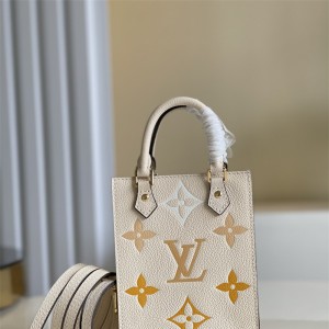 루이비통 Louis Vuitton M80449 쁘띠 삭 플라 