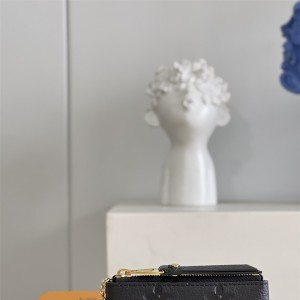 루이비통 앙프렝뜨 키링 파우치 지갑