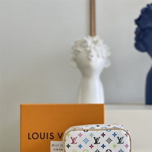 루이비통 동전지갑 M81339