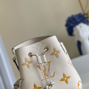 루이비통 Louis Vuitton M45709 네오노에 BB