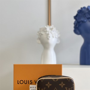 루이비통 동전지갑 M81339