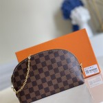 루이비통 Louis Vuitton M47353 코스메틱 파우치 GM