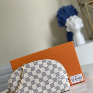 루이비통 Louis Vuitton M47353 코스메틱 파우치 GM