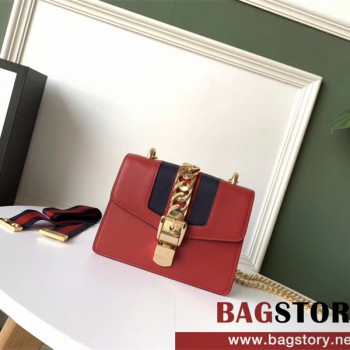 구찌 GUCCI 431666 실비 가죽 미니 체인백