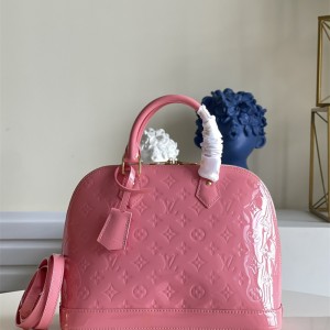 루이비통 Louis Vuitton  M91611   알마PM