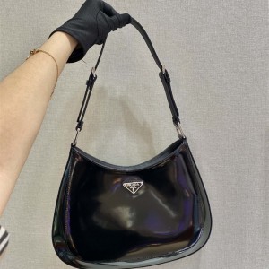 프라다 프라다 클레오 브러시드 가죽 숄더백 1BC156