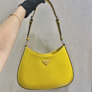 프라다 프라다 클레오 브러시드 가죽 숄더백 1BC156