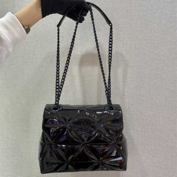 프라다 숄더백 퀼팅 스몰 스펙트럼 나파 가죽 1BD233