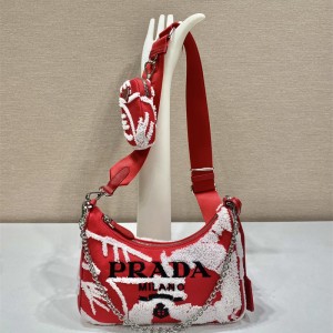 프라다 테수토 체인 스트랩 호보백 1BH204 