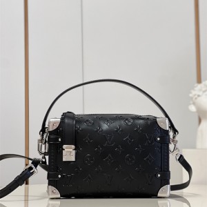 루이비통 Louis Vuitton 사이드 트렁크 모노그램 느와 M21709