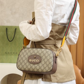 구찌 GUCCI 네오 빈티지 GG 수프림 메신저백 476466
