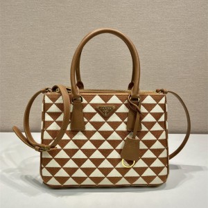 프라다 토트백 1BA863