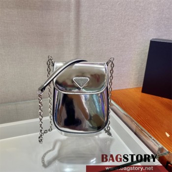 프라다 브러쉬드 레더 미니백 1BH185