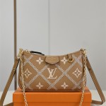 루이비통 Louis Vuitton 이지 파우치 온 스트랩 M80349