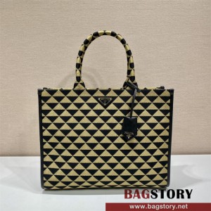 프라다 라지 심볼 패브릭 토트백 1BA356