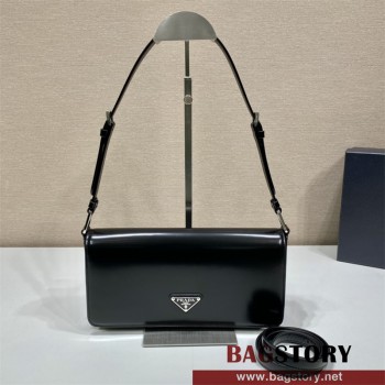 프라다 삼각로고 브러시드 팜므백 1BD323