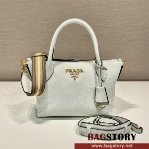 프라다 비텔로 스트랩 포인트 숄더백 미듐 1BA111
