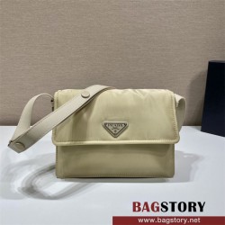 프라다 PRADA 리나일론 스몰 패딩 숄더백 1BD258