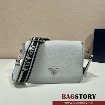 프라다 비텔로 다이노 가죽 숄더백 1BD314