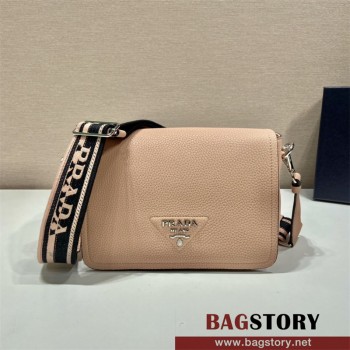 프라다 비텔로 다이노 가죽 숄더백 1BD314