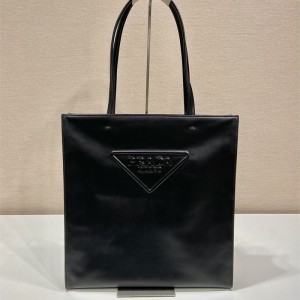 프라다 2DDJ 트라이앵글 엠보싱 로고 토트백 1BG429