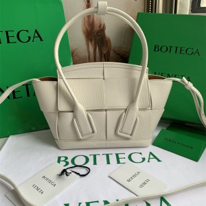 보테가베네타 아르코 토트백 미니 MINI  ARCO 29