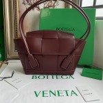 보테가베네타 아르코 토트백 Arco 33