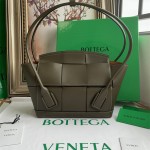 보테가베네타 아르코 토트백 Arco 33