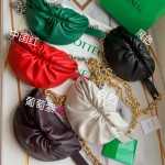 보테가베네타 여성 체인 벨트백 651445