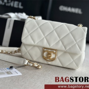 샤넬 CHANEL 미니 플랩백 램스킨 금장 AS3473