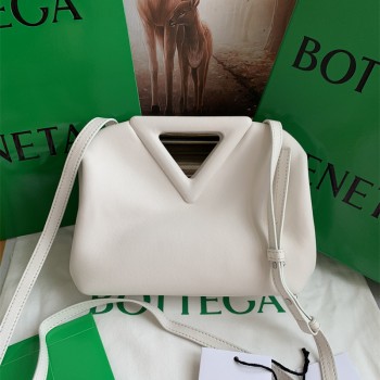 보테가베네타 스몰 트라이앵글 숄더백 658476