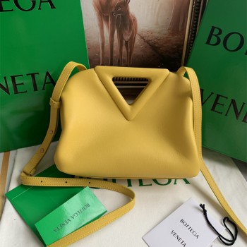 보테가베네타 스몰 트라이앵글 숄더백 658476