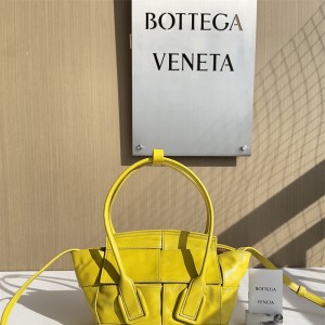 보테가베네타 ARCO 아르코백 미니 토트백 666873