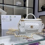 샤넬 CHANEL 체인 탑핸들 코스메틱 케이스 AP3017