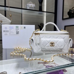 샤넬 CHANEL 체인 탑핸들 코스메틱 케이스 AP3017