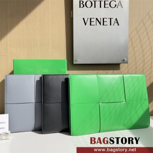 보테가베네타 680169 맥시 인트레치아토 클러치 680169