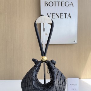 보테가베네타 크랜베리 인트레치아토 스몰 701023