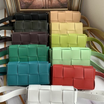 보테가베네타 벨트 카세트백 미니 크로스백 639367