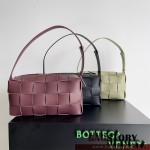 보테가베네타 BV 브릭 카세트 717090