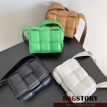 보테가베네타 BV 패딩 카바스백 미니