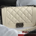 샤넬 CHANEL 캐비어 보이백 Leboy 25CM