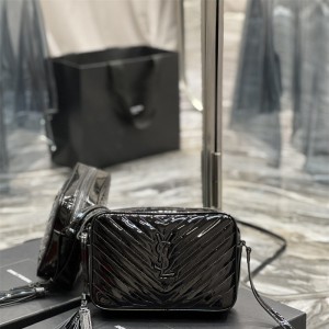 입생로랑 YSL 520534 마틀라세 레더 루 카메라백 