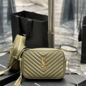 입생로랑 YSL 520534 마틀라세 레더 루 카메라백 