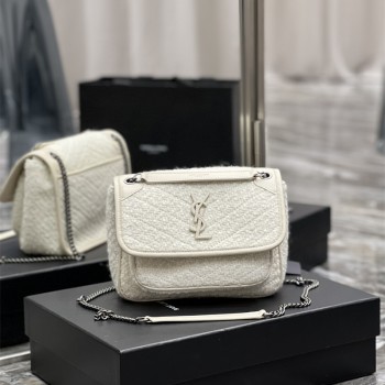 입생로랑 YSL 633151 22CM 니키 크링클 레더  숄더백