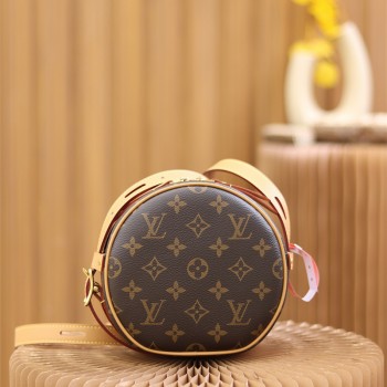 루이비통 Louis Vuitton M45578   부아뜨 샤포 수플 크로스백 PM