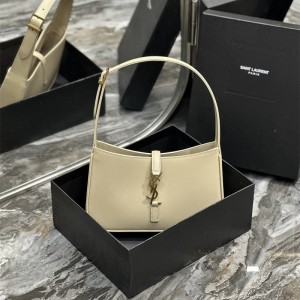 입생로랑 YSL 657228 25CM 모노그램 스몰 호보백