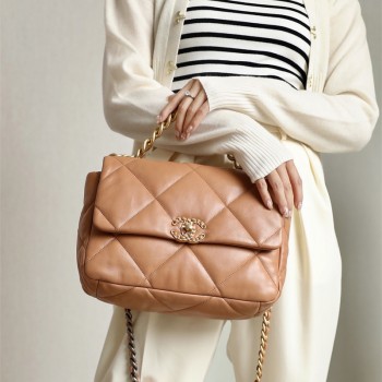 샤넬 CHANEL 19플랩백 30cm 미디움 숄더백 AS1162 B02875